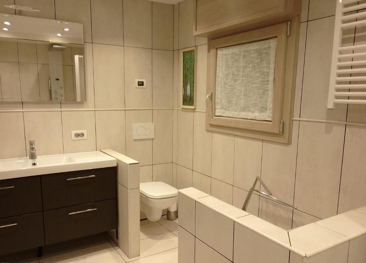 Suite Mimosa Con Piscina - Affitti Brevi Italia Sirmione Bagian luar foto